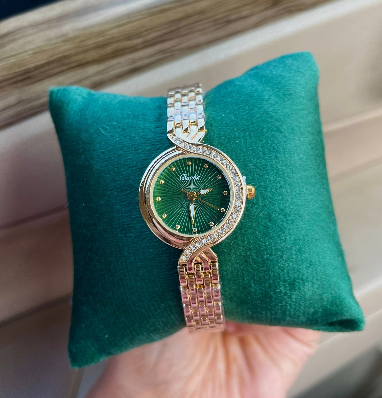 Arlina Green Dial Watch