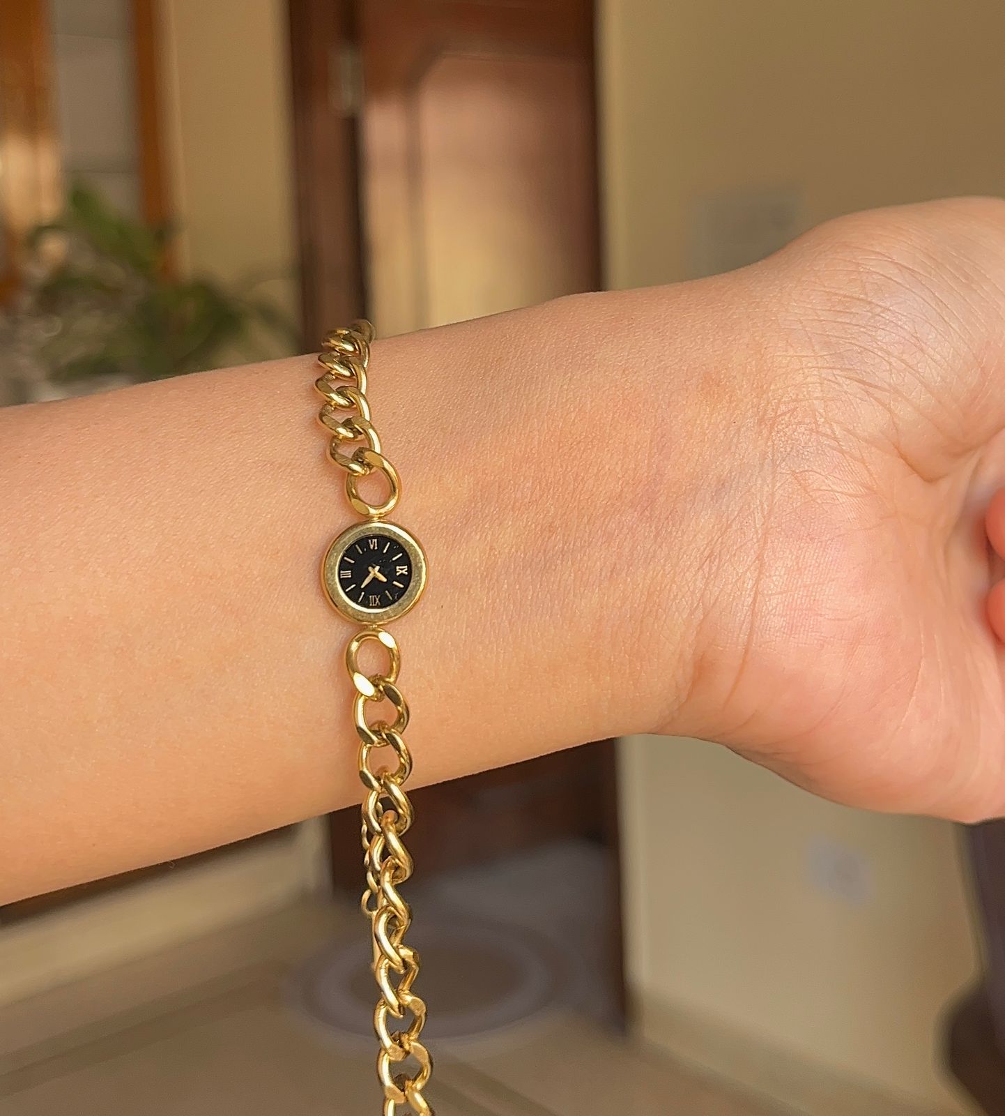 Tiny Circle Vintage Dial Bracelet