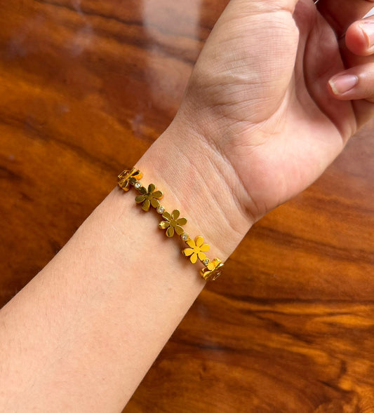 Sirena Thin Wrist/ Baby Size bracelet