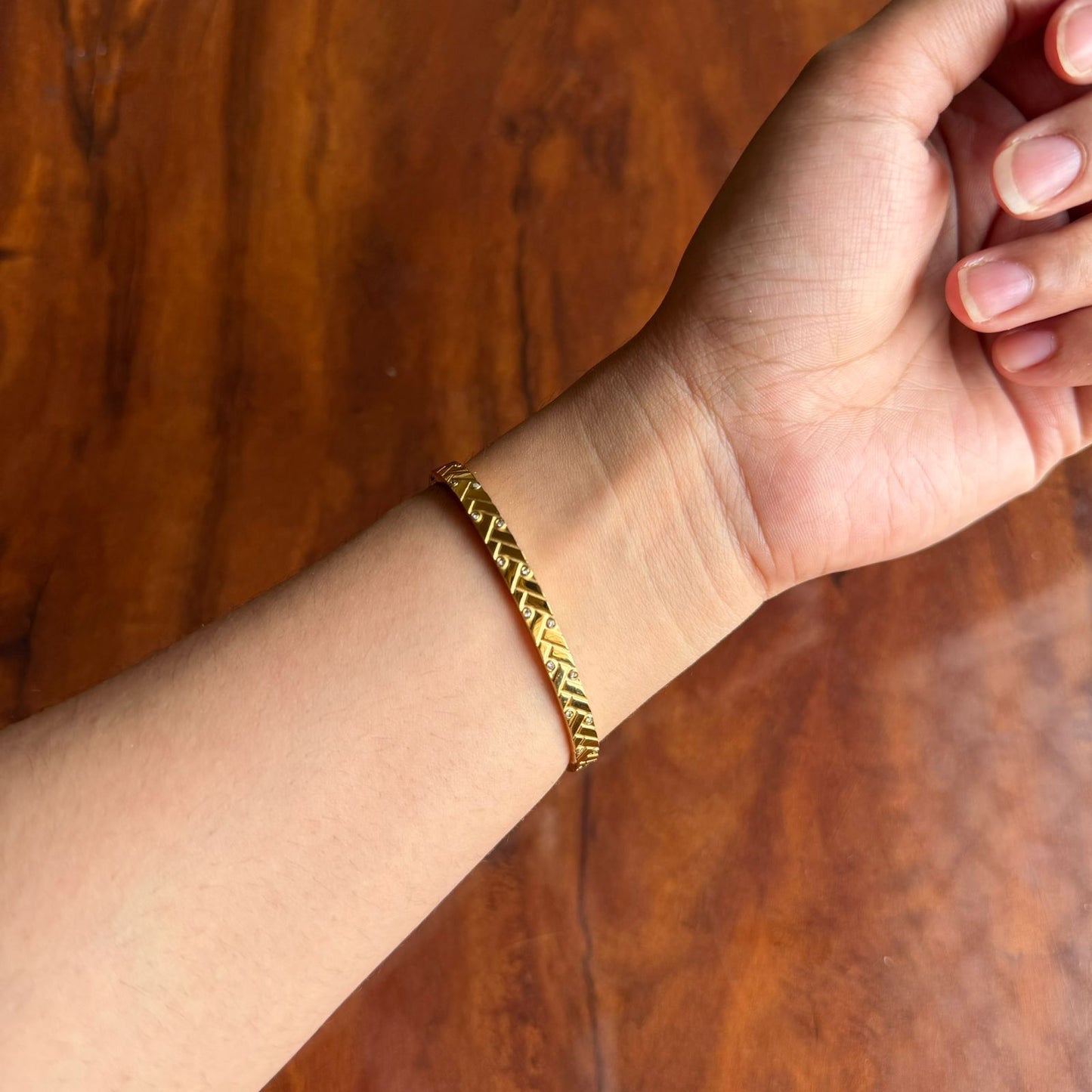 Isea Thin Wrist/ Baby Size bracelet