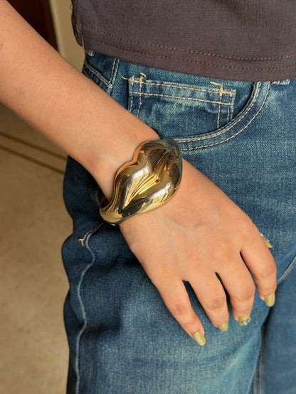 Heavy Gloss Bracelet