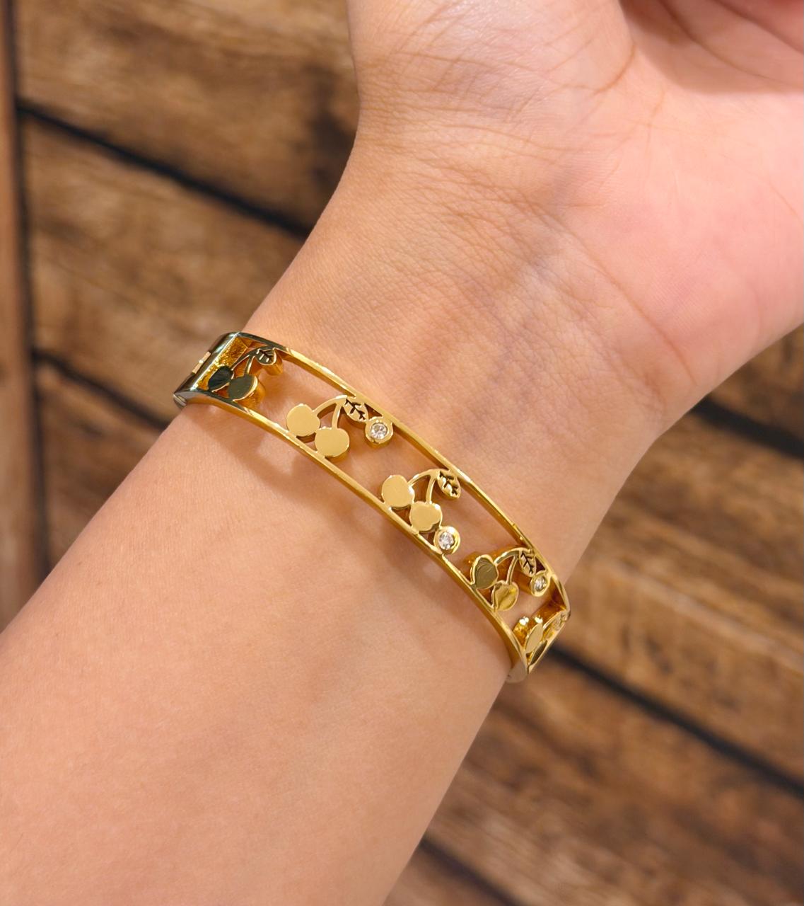 Nantes Thin Wrist/ Baby Size bracelet