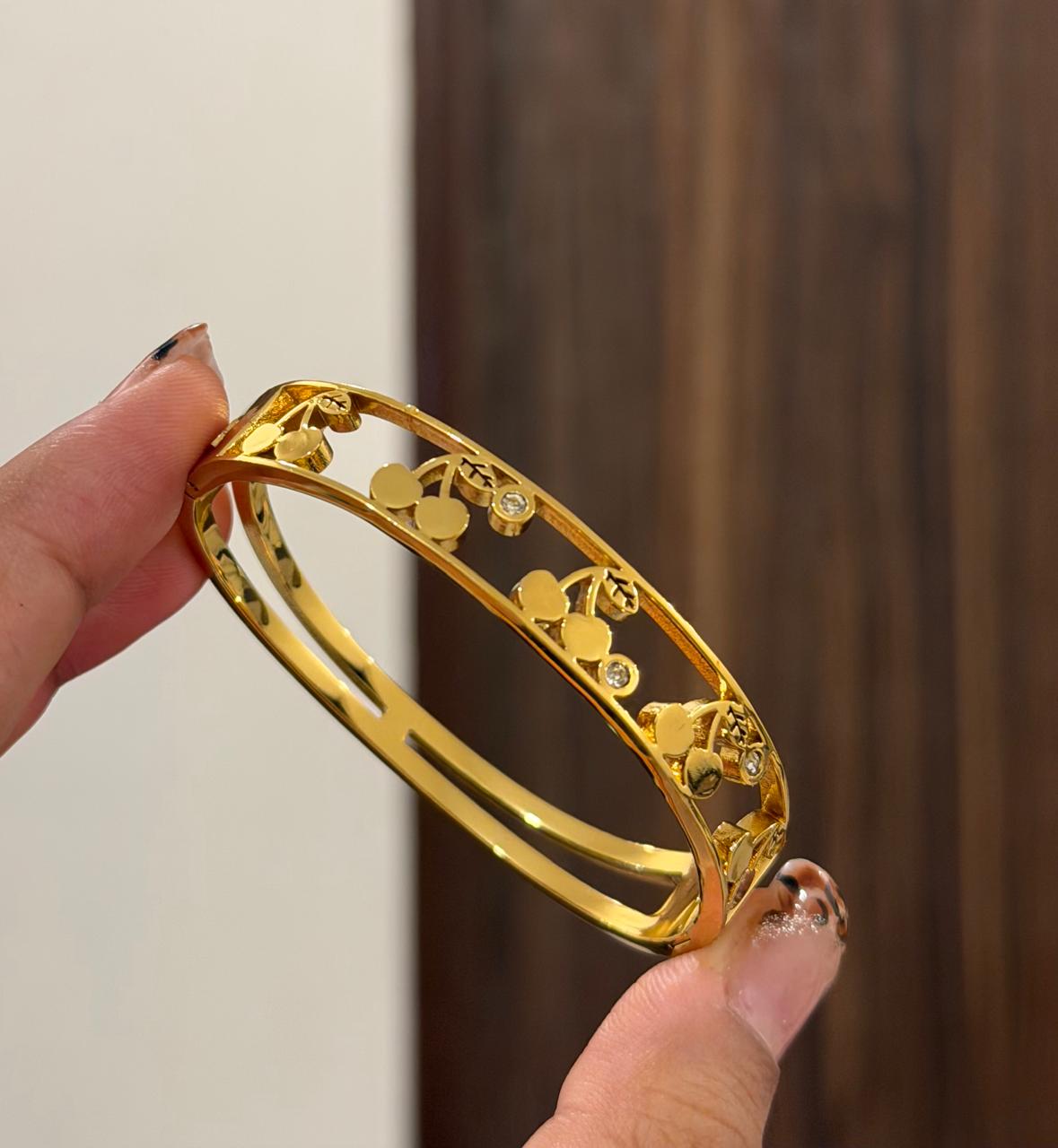 Nantes Thin Wrist/ Baby Size bracelet