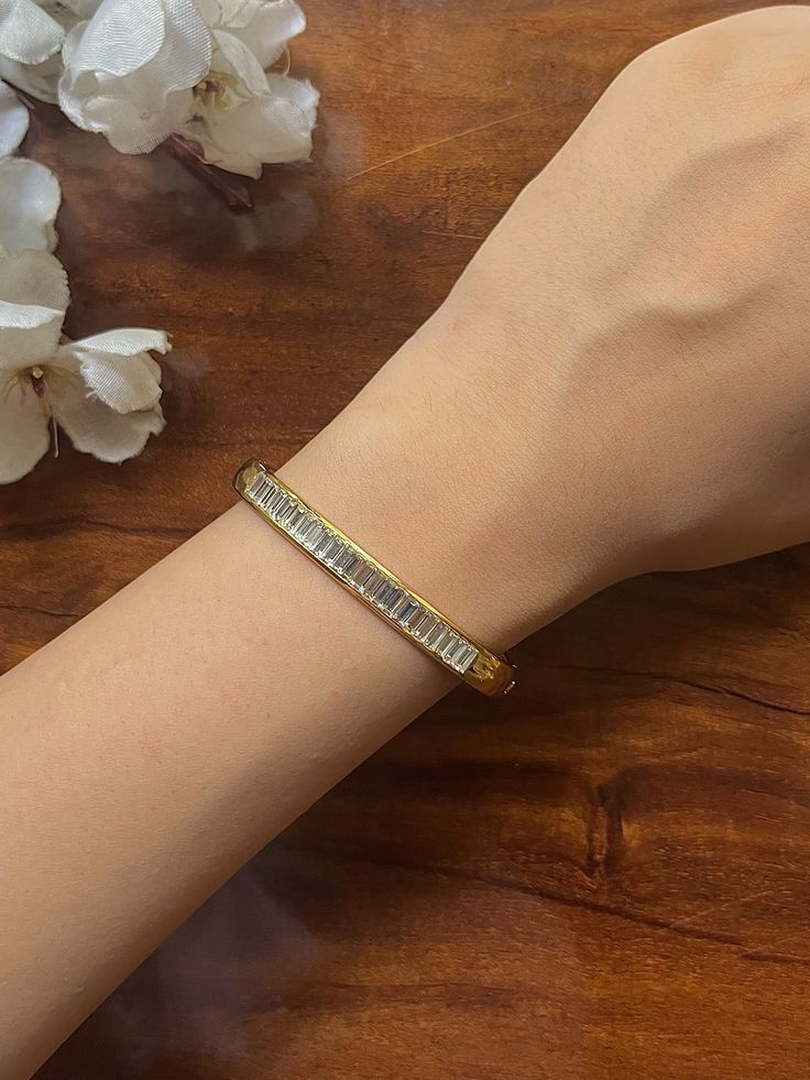 Noir Thin Wrist/ Baby Size Bracelet