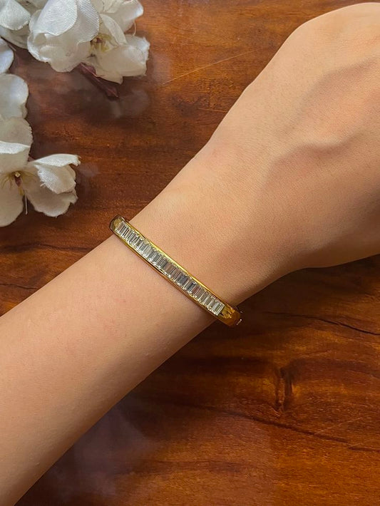 Noir Thin Wrist/ Baby Size Bracelet