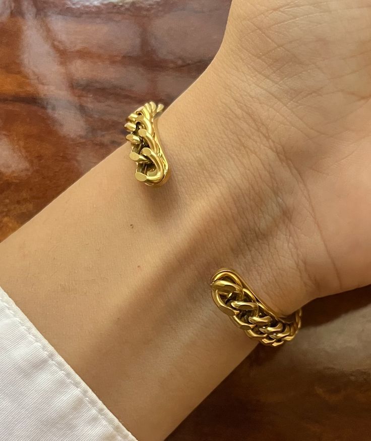 Statement Chain Bracelet - Adjustable