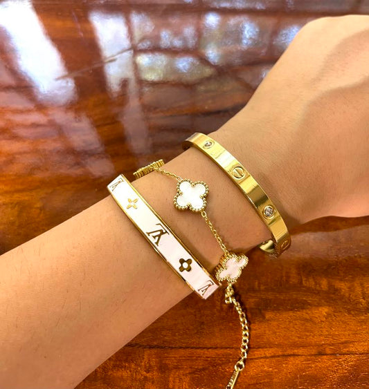 Boss Babe - White Stack For Thin Wrist / Baby Size