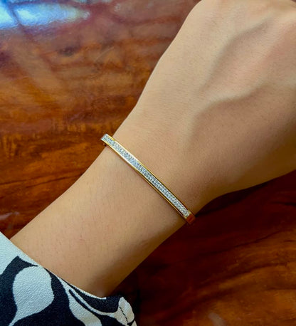 Sleeky Shine Thin Wrist/ Baby Size bracelet