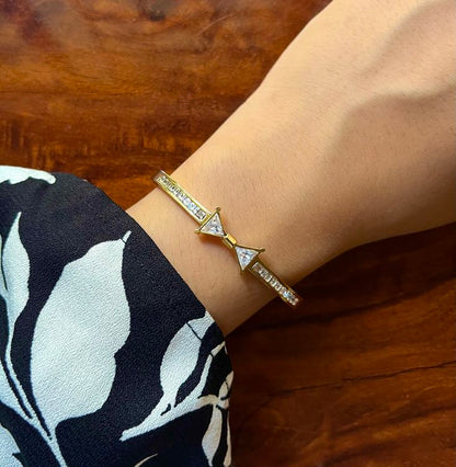 Bow Thin Wrist/ Baby Size bracelet