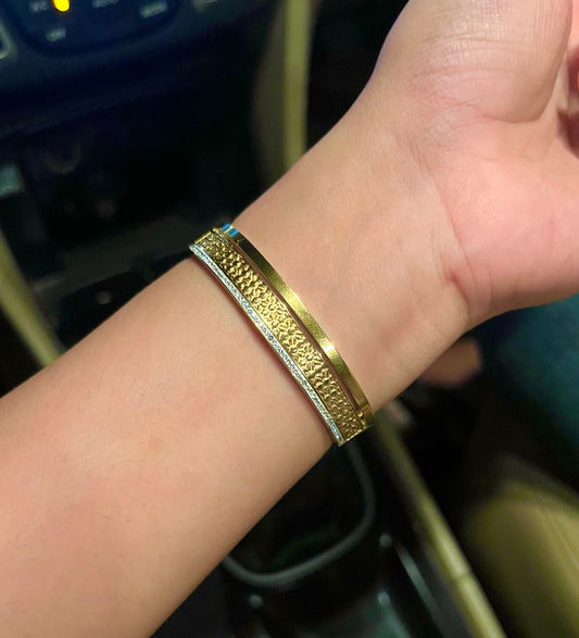 Bold Aura Thin Wrist/ Baby Size bracelet