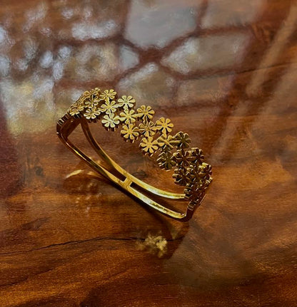Sasha Nail Thin Wrist/ Baby Size bracelet