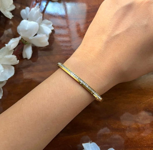 Tinkle Thin Wrist/ Baby Size bracelet