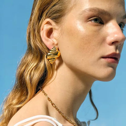 Golden Stylish Conch Shell Stud