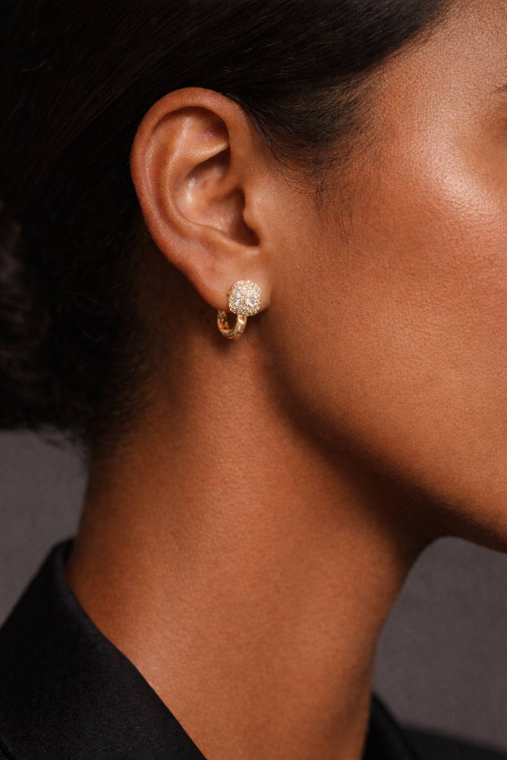 Dainty Cushion Huggies