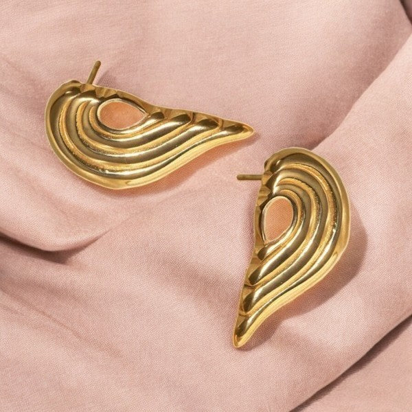 18k Gold Plated Half Love Heart Earring