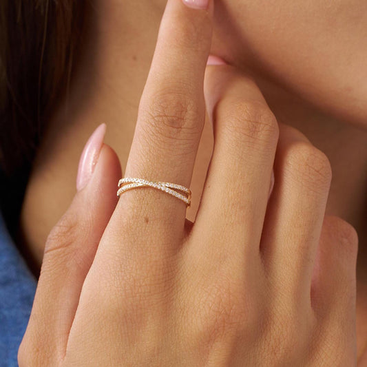 Criss Cross Gold Ring