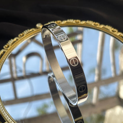 Russel Men's Silver Bracelet - Stainless Steel - SubhagAlankar